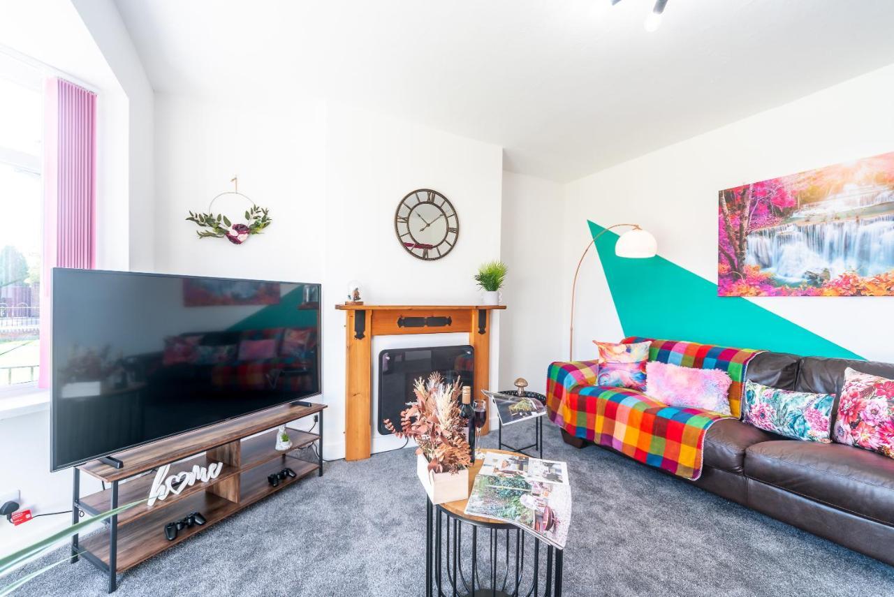 קינגסטון אפון הול Aseda 4 Bedroom Private Parking, Game Zone -Pool Table, Garden Home מראה חיצוני תמונה
