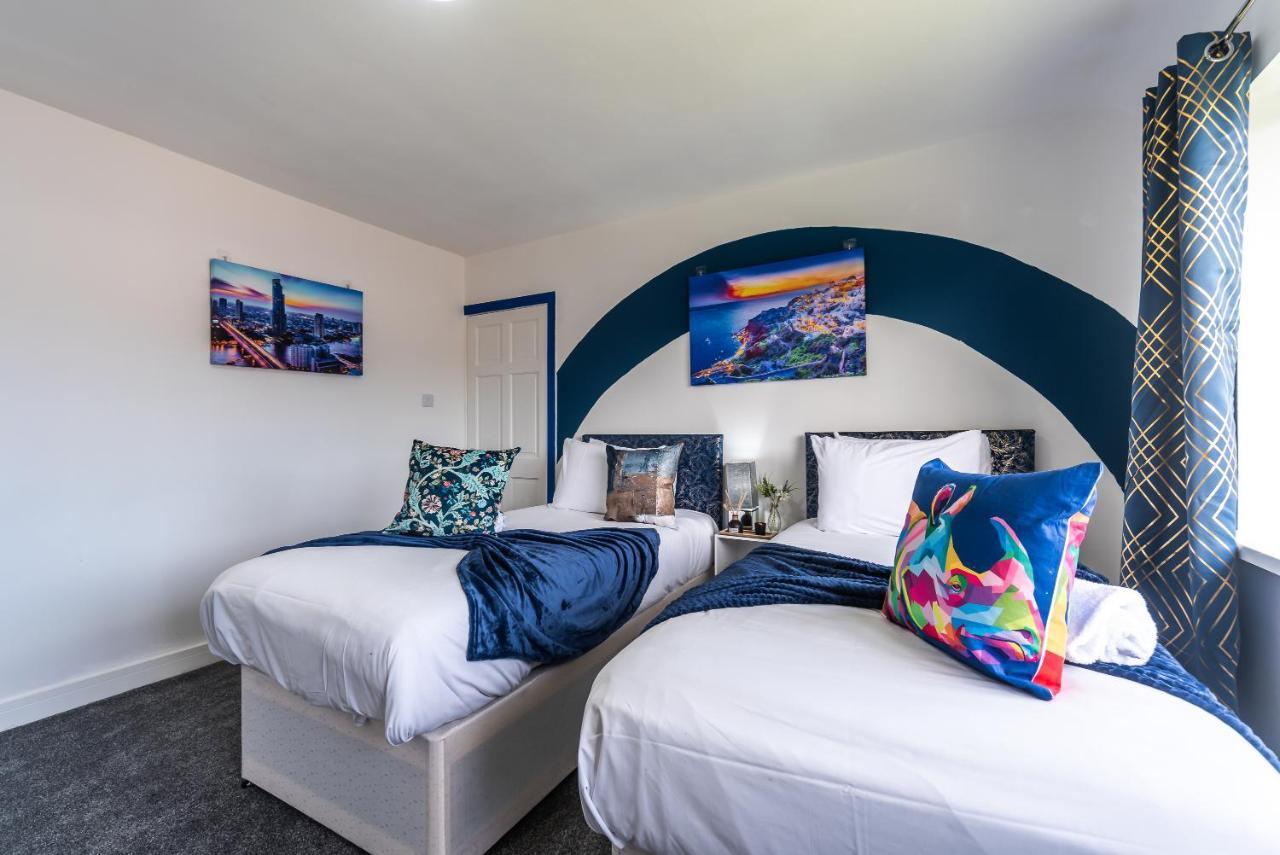 קינגסטון אפון הול Aseda 4 Bedroom Private Parking, Game Zone -Pool Table, Garden Home מראה חיצוני תמונה